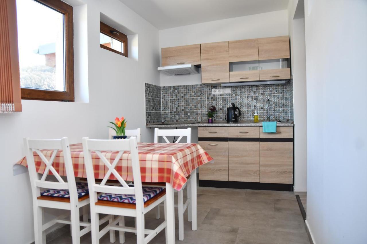 Foeveny Apartmanok Balatonfůzfő Eksteriør bilde