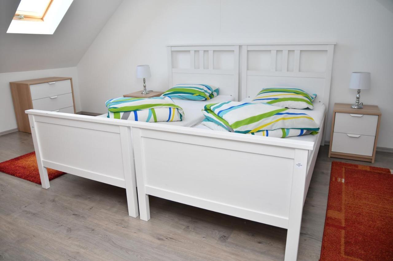 Foeveny Apartmanok Balatonfůzfő Eksteriør bilde